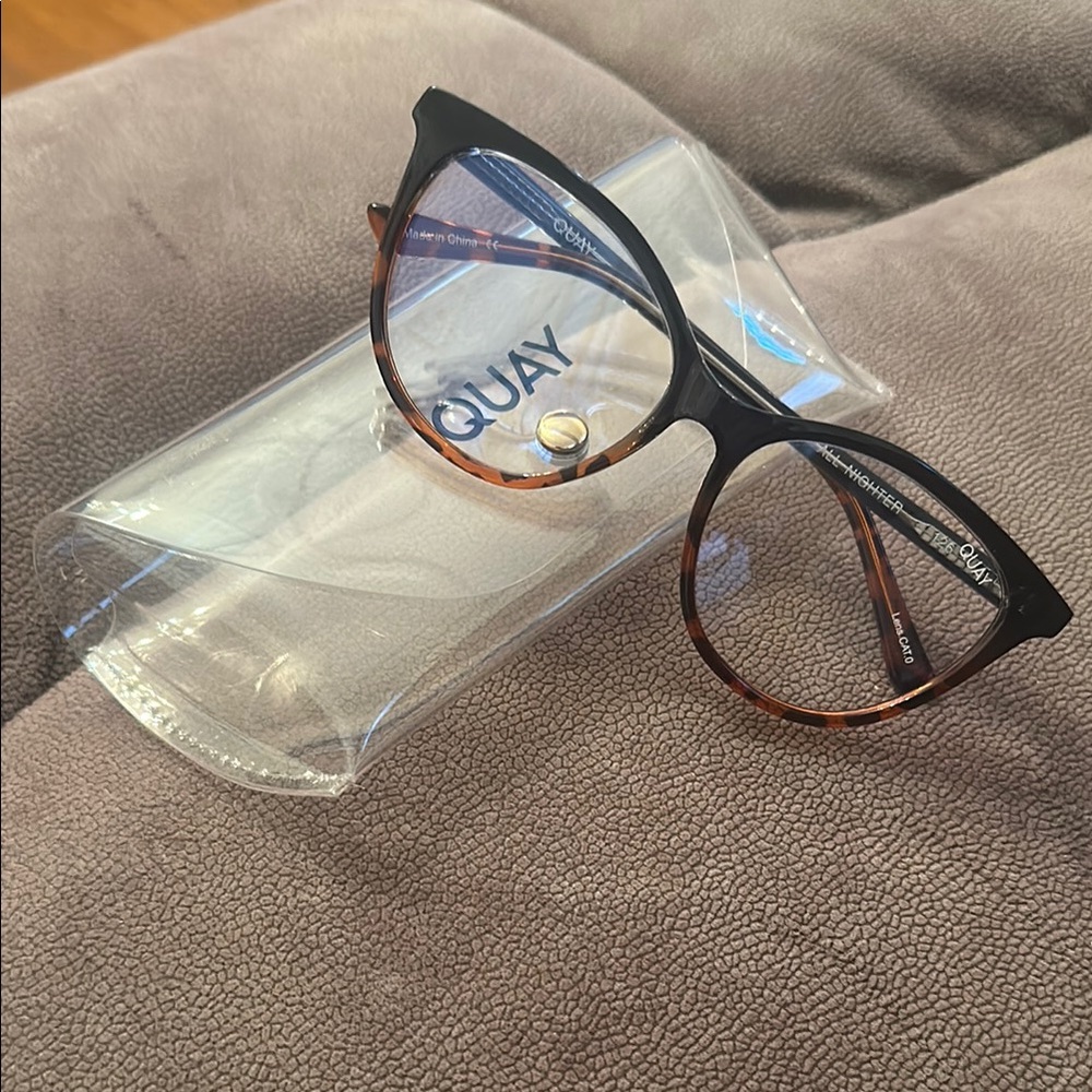 Quay Australia Black and Brown Glasses